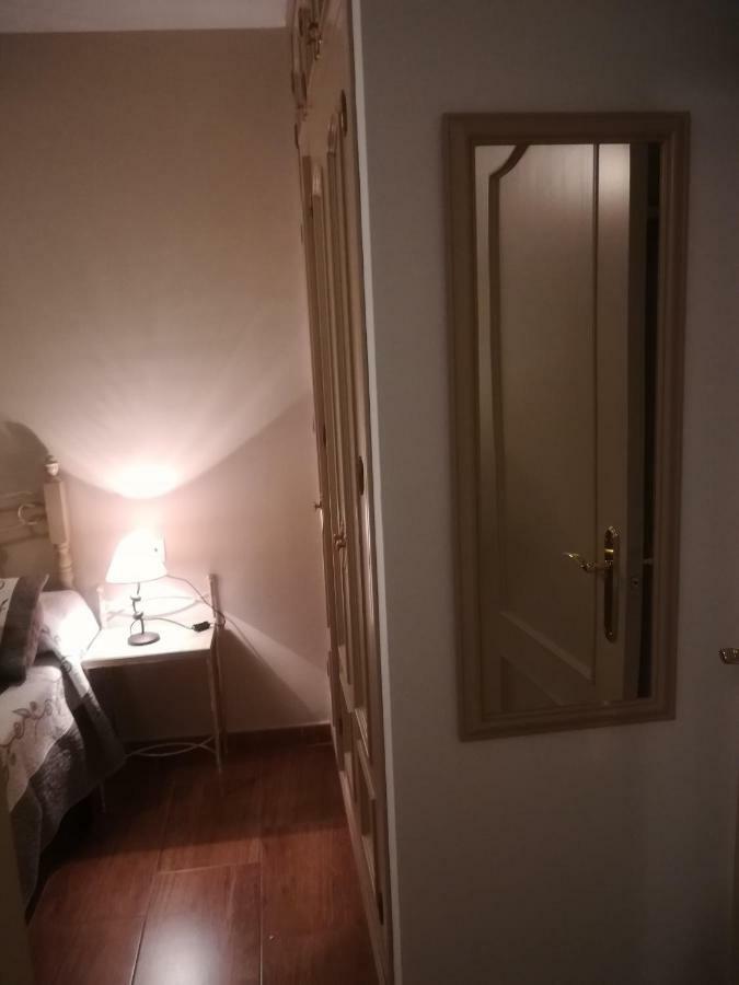 דירות Casita Ana En El Centro De פריחיליאנה מראה חיצוני תמונה